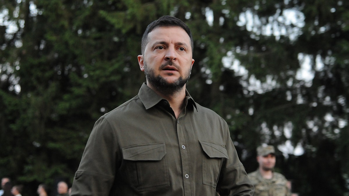 Trump Urges Zelenskiy For War Deal Amidst Russian Missile Strikes On Ukraine Trump Urges Zelenskiy For War Deal Amidst Russian Missile Strikes On Ukraine