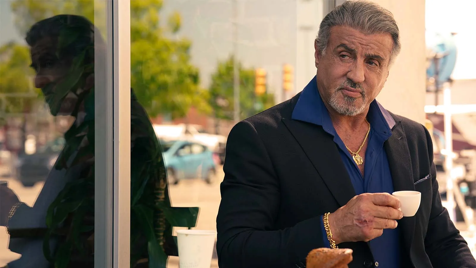 Tulsa King Season 3: A Look At Sylvester Stallone's Character's Suit In New Image Tulsa King Season 3: A Look At Sylvester Stallone's Character's Suit In New Image