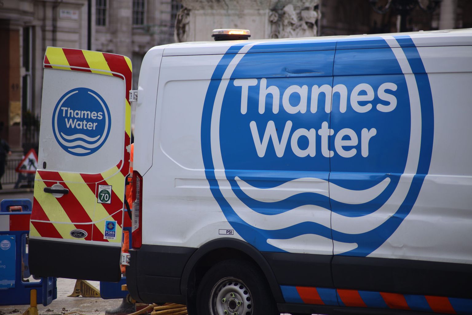 Understanding The Controversy Surrounding Thames Water's Executive Bonuses Understanding The Controversy Surrounding Thames Water's Executive Bonuses