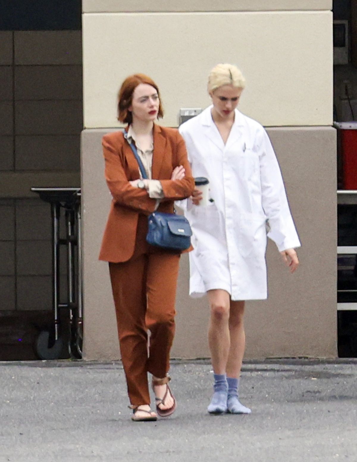 Understanding The Emma Stone And Margaret Qualley Oscars Controversy Understanding The Emma Stone And Margaret Qualley Oscars Controversy