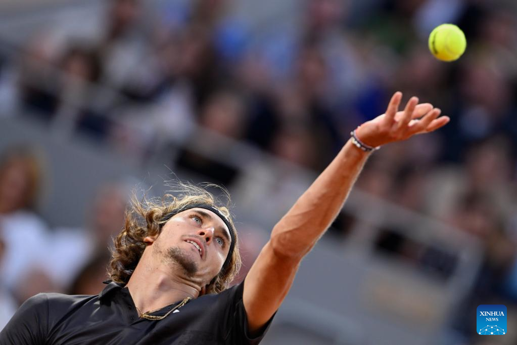 Unexpected French Open Losses For Ruud And Tsitsipas; Swiatek Remains Unstoppable Unexpected French Open Losses For Ruud And Tsitsipas; Swiatek Remains Unstoppable