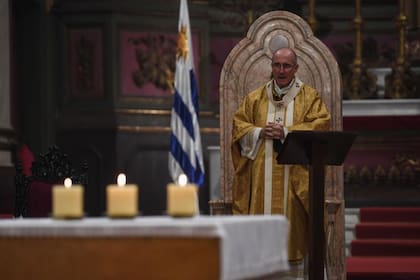 Uruguay: Laicismo Y La Denominación De Semana Santa Como Semana De Turismo. Uruguay: Laicismo Y La Denominación De Semana Santa Como Semana De Turismo.