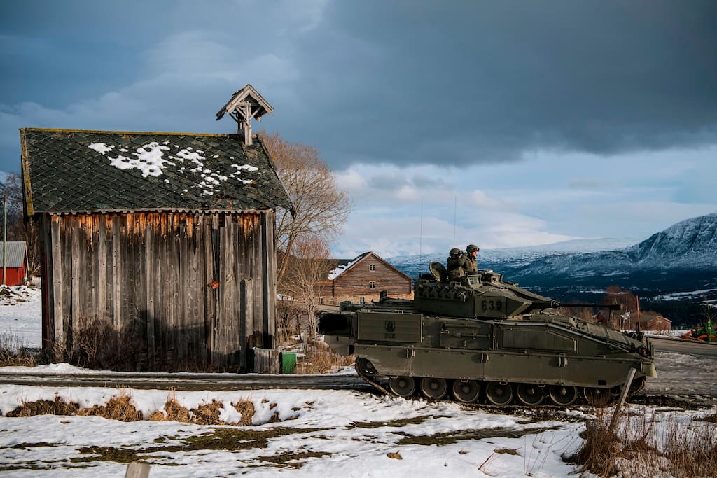 US Military Buildup In Northern Europe: A Response To Rising Russia Tensions