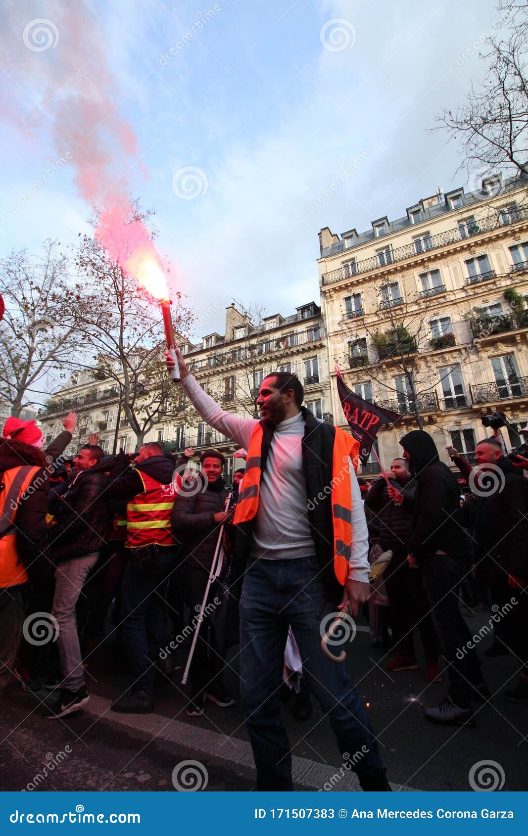 What Caused The Recent Red Light Displays In France? What Caused The Recent Red Light Displays In France?