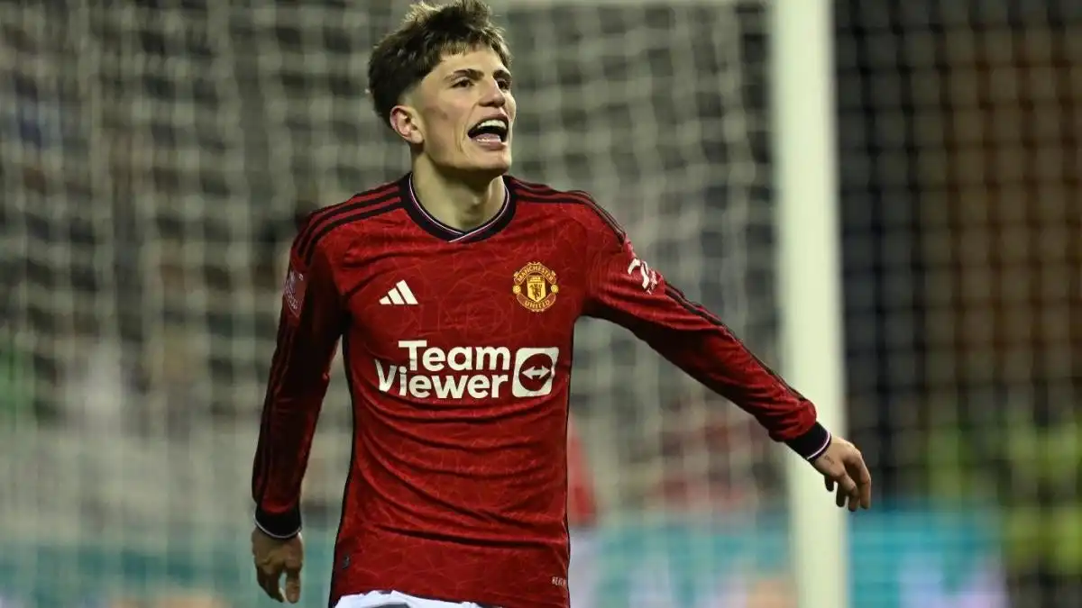 Where To Watch Manchester United, Tottenham, & Lyon UEFA Europa League Live Streams Free Where To Watch Manchester United, Tottenham, & Lyon UEFA Europa League Live Streams Free
