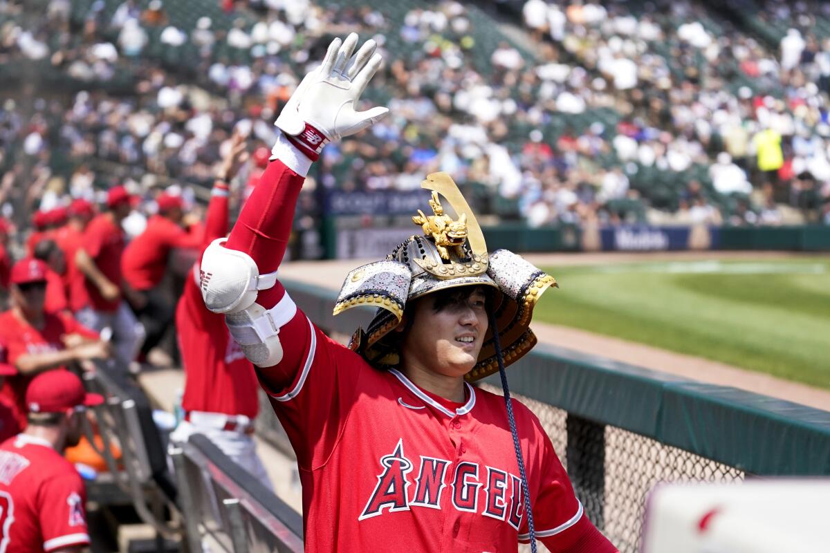 White Sox Fall To Angels As Pari Hits Game-Winning Home Run In Rain White Sox Fall To Angels As Pari Hits Game-Winning Home Run In Rain