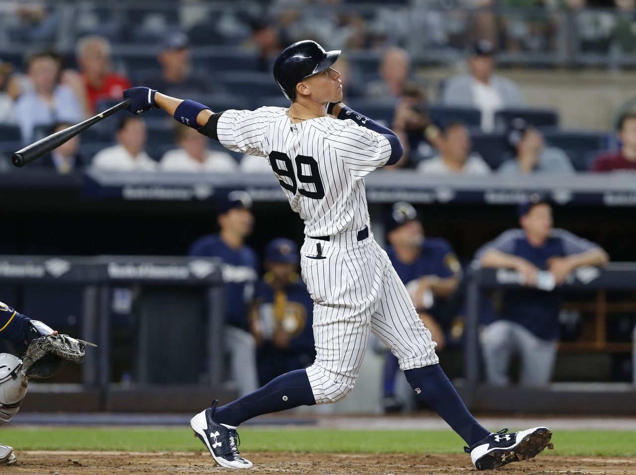 Yankees Smash Team Record With 9 Home Runs: Judge's 3 HRs Power Win Yankees Smash Team Record With 9 Home Runs: Judge's 3 HRs Power Win