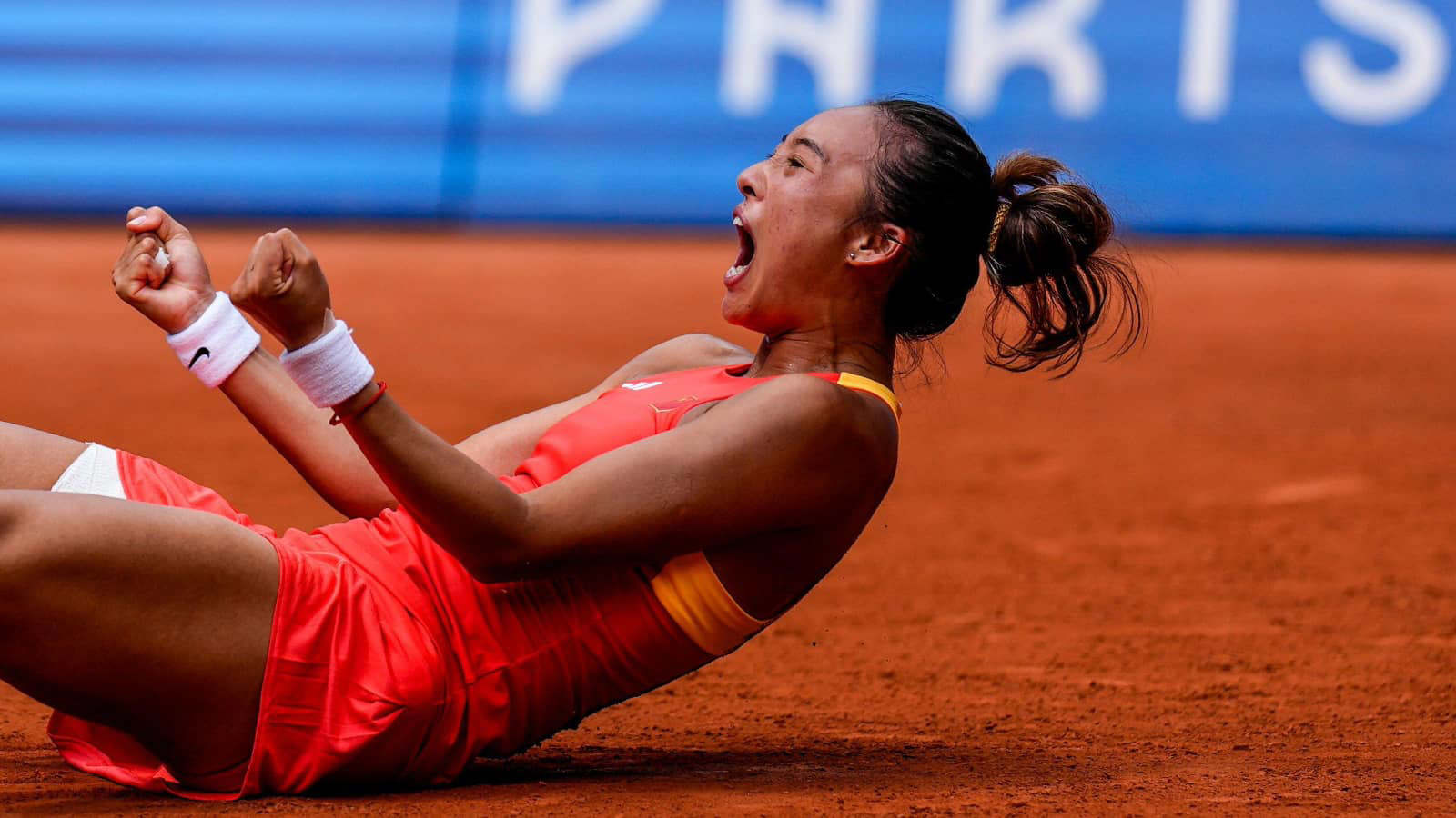 Zheng Qinwen's Unexpected Defeat In Madrid Zheng Qinwen's Unexpected Defeat In Madrid